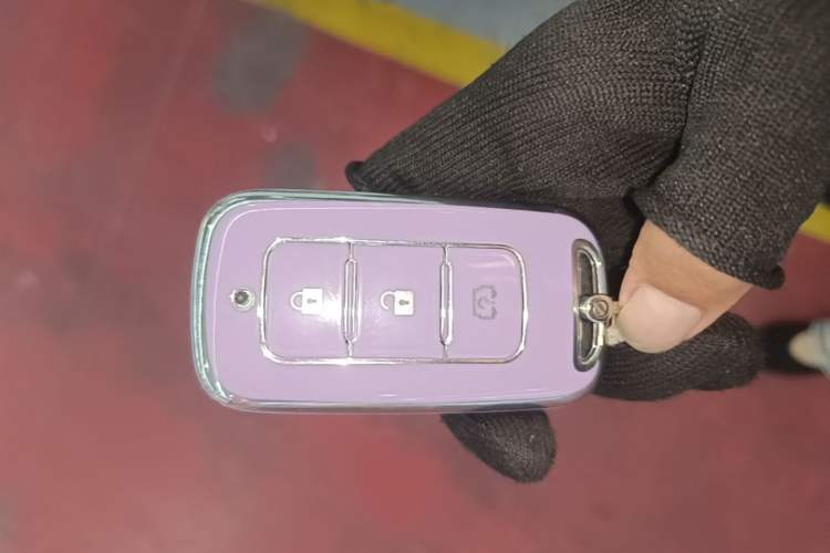 Used Dongfeng Fengon 500 2022 1.5T CVT Comfort Edition Vehicle Key