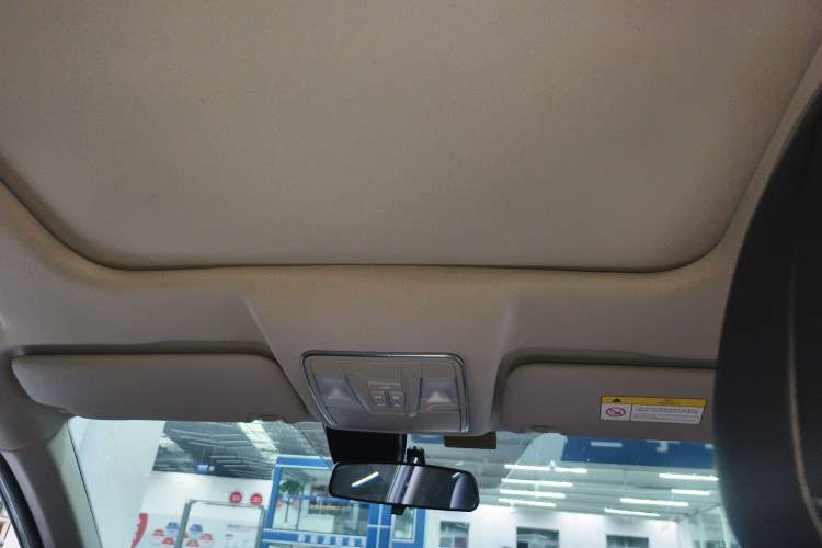 Used Dongfeng Fengon 580 2022 1.5T Automatic Enjoyment Model Headliner