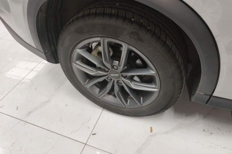 Used Dongfeng Fengon 580 2022 1.5T Automatic Enjoyment Model Right Rear Wheel Hub