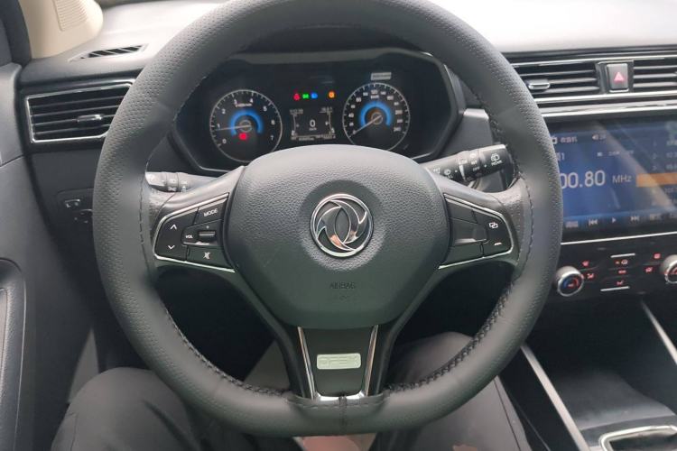 Used Dongfeng Fengon 580 2021 Revised ☆ Star Edition 1.8L Manual Elite Version Steering Wheel