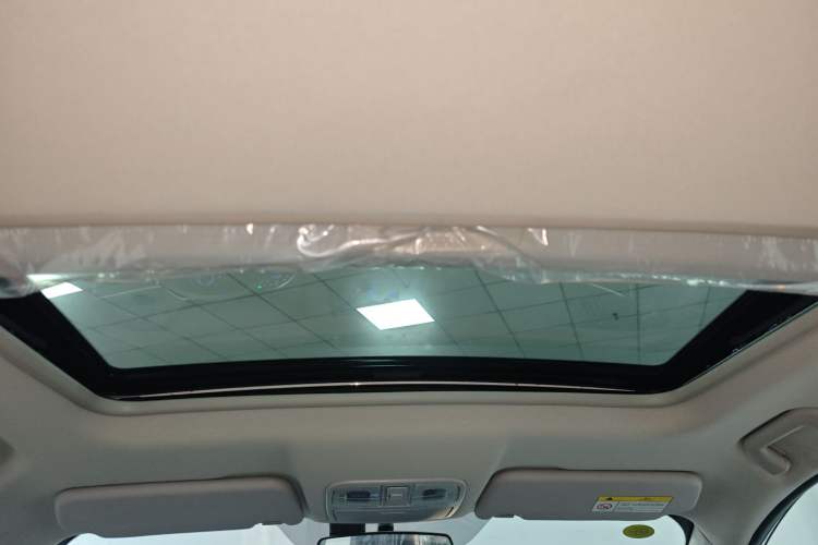 Used Dongfeng Fengon 580 2021 Revised ☆ Star Edition 1.5T Automatic Luxury Version Headliner