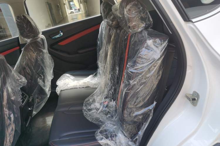 Used Dongfeng Fengon 580 2021 Revised ☆ Star Edition 1.5T Automatic Luxury Version Interior 1