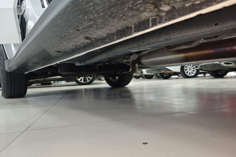 Used Dongfeng Fengon 580 2021 Revised ☆ Star Edition 1.5T Automatic Luxury Version Right Side Sill