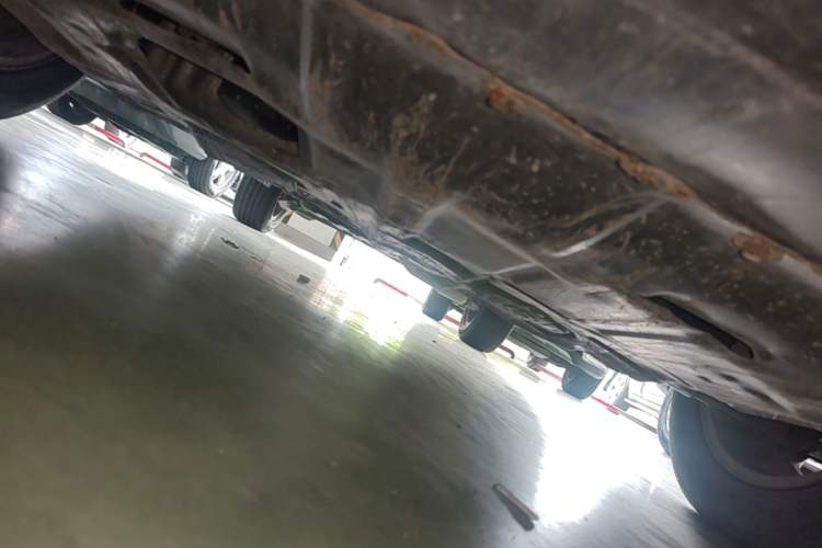 Used Dongfeng Fengon 580 2016 Revised Version 1.5T CVT Comfort Edition Chassis Front