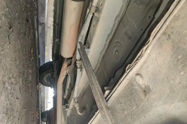 Used Dongfeng Fengon 580 2016 1.8L Manual Comfort Model Chassis Front Left