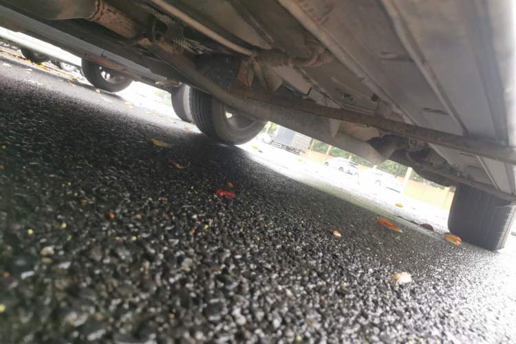 Used Dongfeng Fengon 580 2016 1.5T Manual Luxury Edition Chassis Front Left