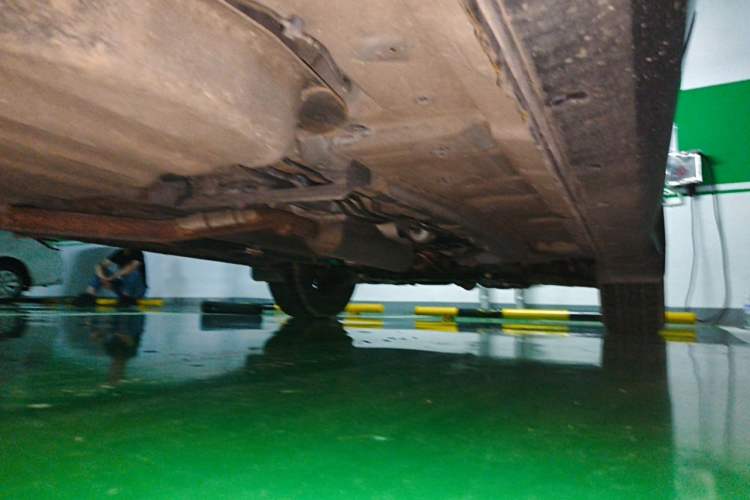 Used Dongfeng Fengon 580 2016 1.5T Manual Luxury Edition Chassis Rear Right