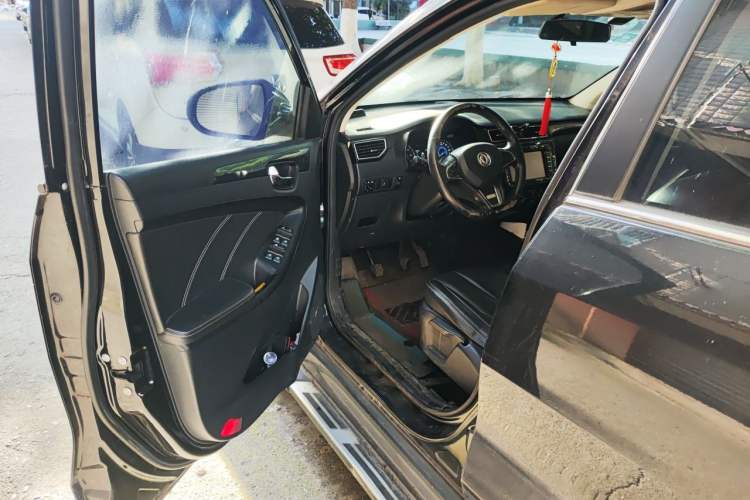 Used Dongfeng Fengon 580 2016 1.8L Manual Comfort Model Driver Seat