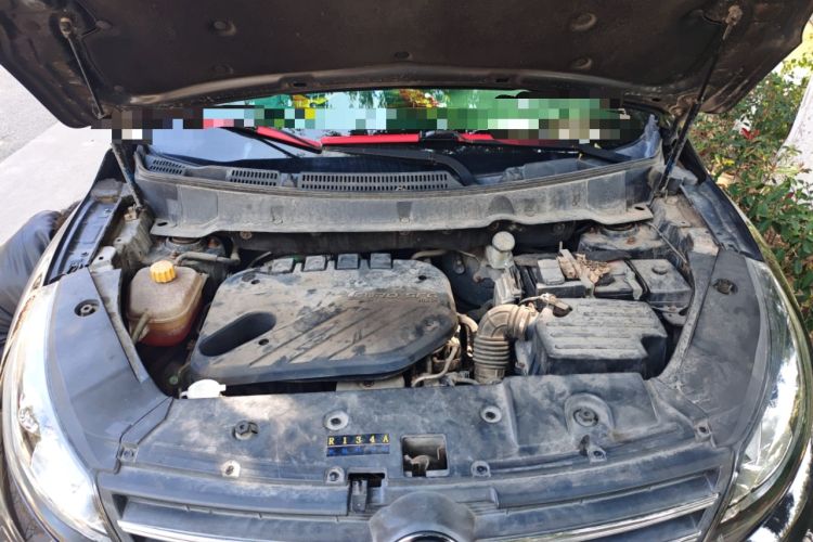 Used Dongfeng Fengon 580 2016 1.5T Manual Luxury Edition Engine Bay