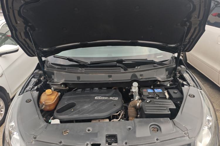 Used Dongfeng Fengon 580 2016 1.5T Manual Luxury Edition Engine Bay