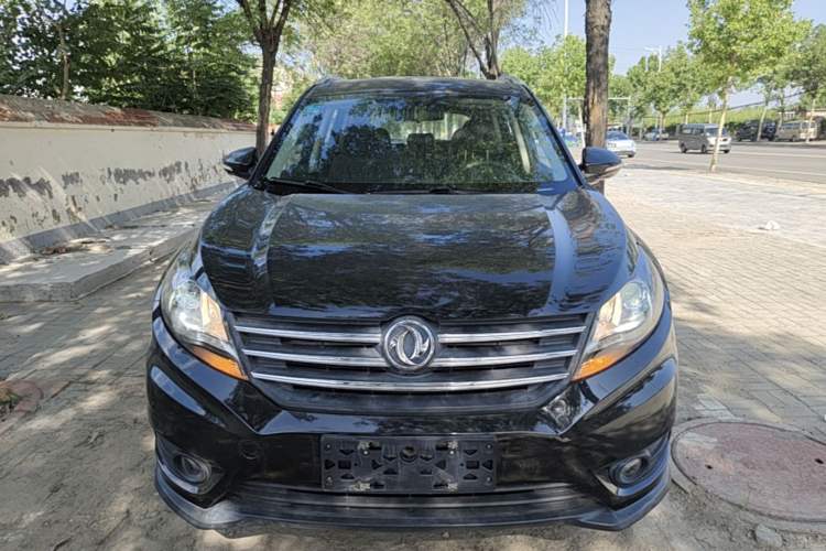 Used Dongfeng Fengon 580 2016 1.5T Manual Luxury Edition Front