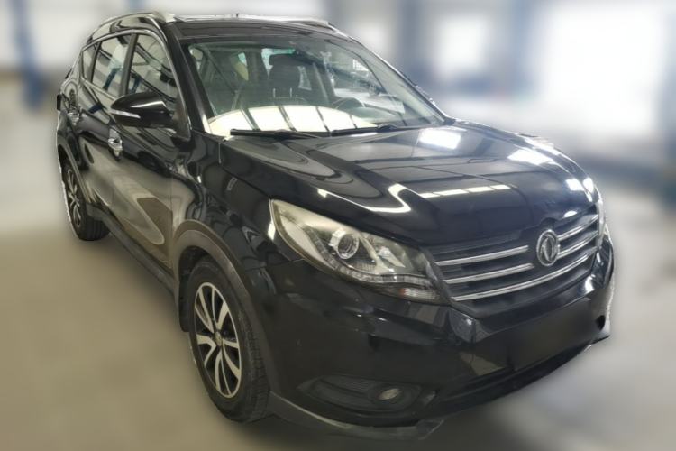Used Dongfeng Fengon 580 2016 1.5T Manual Luxury Edition Front Right 45 Deg