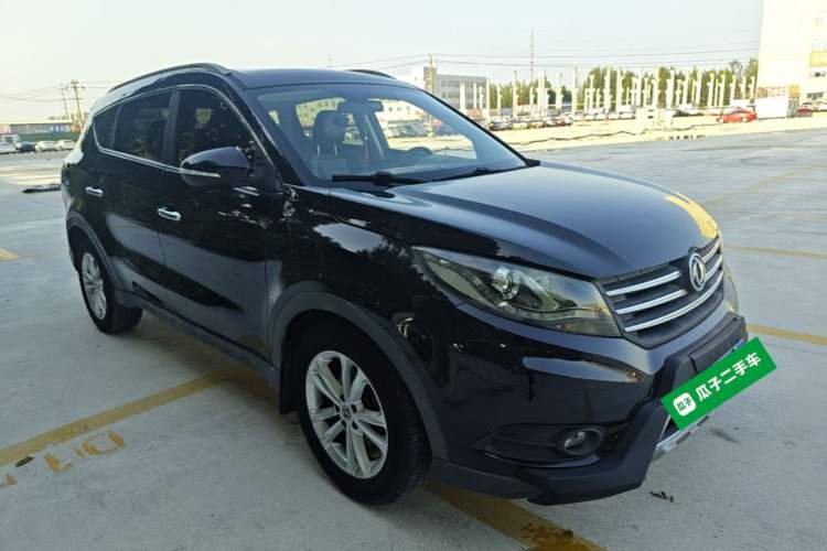 Used Dongfeng Fengon 580 2016 Revised Version 1.5T CVT Comfort Edition Front Right 45 Deg