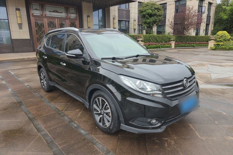 Used Dongfeng Fengon 580 2016 Revised Version 1.5T CVT Luxury Edition Front Right 45 Deg