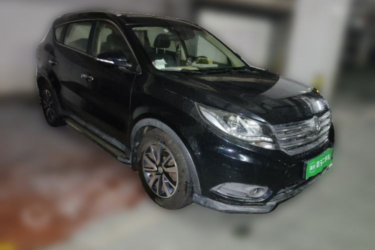 Used Dongfeng Fengon 580 2016 1.5T CVT Luxury Model Front Right 45 Deg