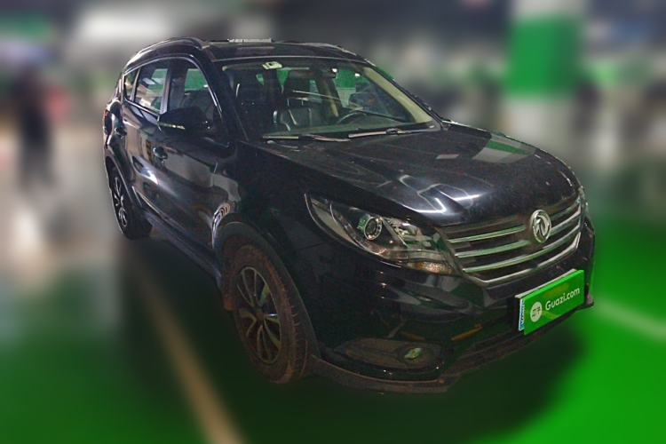 Used Dongfeng Fengon 580 2016 1.5T Manual Luxury Edition Front Right 45 Deg