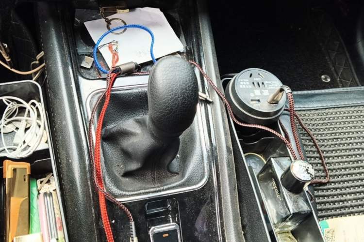 Used Dongfeng Fengon 580 2016 1.5T Manual Luxury Edition Gear Lever