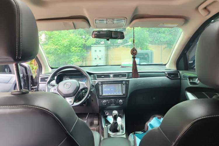Used Dongfeng Fengon 580 2016 1.8L Manual Comfort Model Headliner