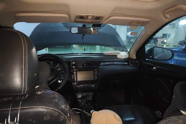 Used Dongfeng Fengon 580 2016 1.8L Manual Comfort Model Headliner