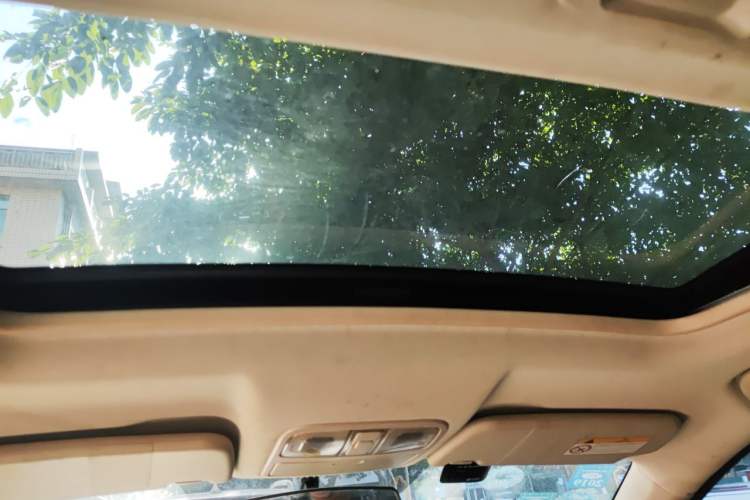Used Dongfeng Fengon 580 2016 1.8L Manual Comfort Model Headliner