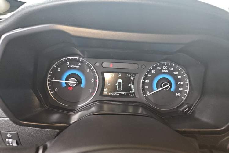 Used Dongfeng Fengon 580 2016 Revised Version 1.5T CVT Luxury Edition Instrument Cluster