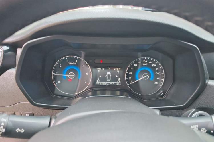 Used Dongfeng Fengon 580 2016 1.5T CVT Luxury Model Instrument Cluster