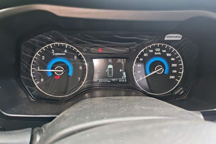 Used Dongfeng Fengon 580 2016 Revised Version 1.5T CVT Comfort Edition Instrument Cluster