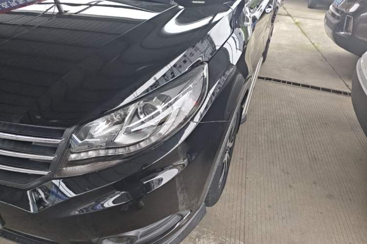 Used Dongfeng Fengon 580 2016 Revised Version 1.5T CVT Luxury Edition Left Front Headlight