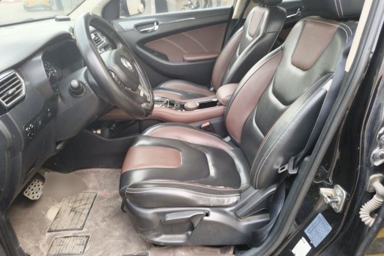 Used Dongfeng Fengon 580 2016 Revised Version 1.5T CVT Luxury Edition Left Front Seat