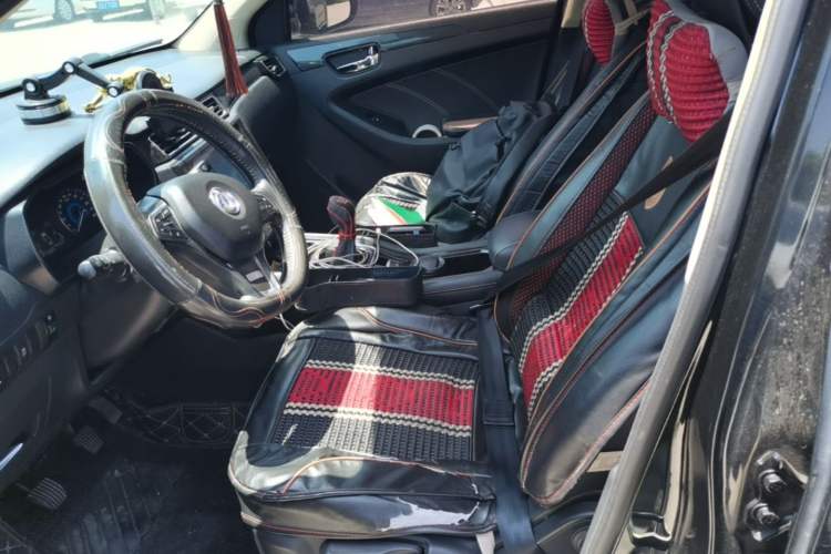 Used Dongfeng Fengon 580 2016 1.5T Manual Luxury Edition Left Front Seat