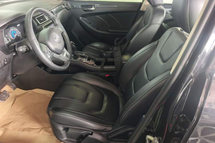 Used Dongfeng Fengon 580 2016 Revised Version 1.5T CVT Comfort Edition Left Front Seat