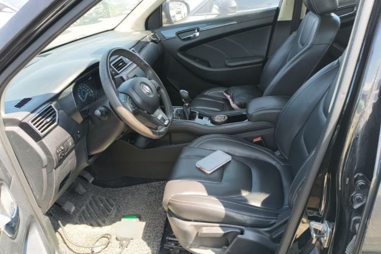 Used Dongfeng Fengon 580 2016 1.5T Manual Luxury Edition Left Front Seat