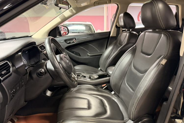 Used Dongfeng Fengon 580 2016 Revised Version 1.5T CVT Luxury Edition Left Front Seat