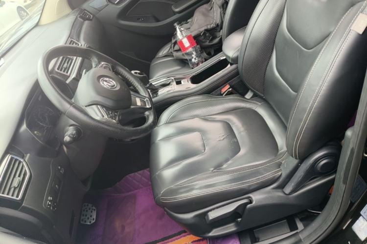 Used Dongfeng Fengon 580 2016 Revised Version 1.5T CVT Luxury Edition Left Front Seat