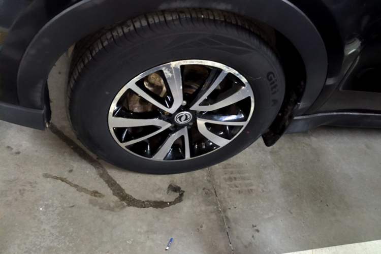 Used Dongfeng Fengon 580 2016 Revised Version 1.5T CVT Luxury Edition Left Front Wheel Hub