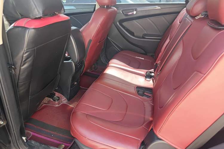 Used Dongfeng Fengon 580 2016 1.5T Manual Luxury Edition Left Rear Seat