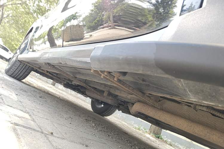 Used Dongfeng Fengon 580 2016 1.5T Manual Luxury Edition Left Side Sill