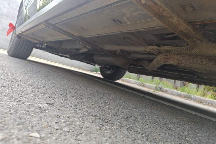Used Dongfeng Fengon 580 2016 Revised Version 1.5T CVT Luxury Edition Left Side Sill