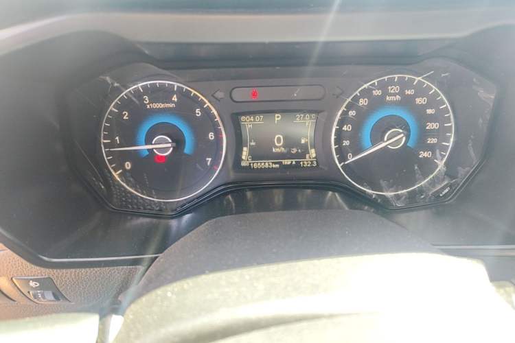 Used Dongfeng Fengon 580 2016 Revised Version 1.5T CVT Luxury Edition Odometer Close Up