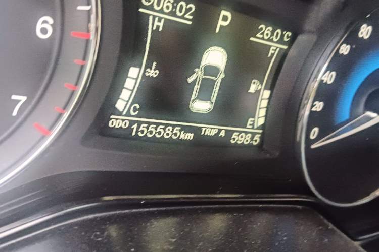 Used Dongfeng Fengon 580 2016 Revised Version 1.5T CVT Luxury Edition Odometer Close Up