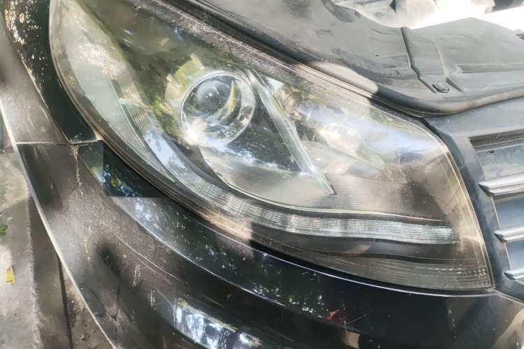 Used Dongfeng Fengon 580 2016 1.8L Manual Comfort Model Right Front Headlight