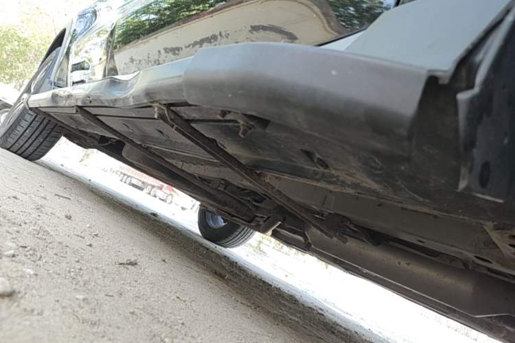 Used Dongfeng Fengon 580 2016 1.5T Manual Luxury Edition Right Side Sill