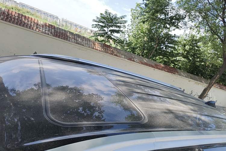 Used Dongfeng Fengon 580 2016 1.5T Manual Luxury Edition Roof