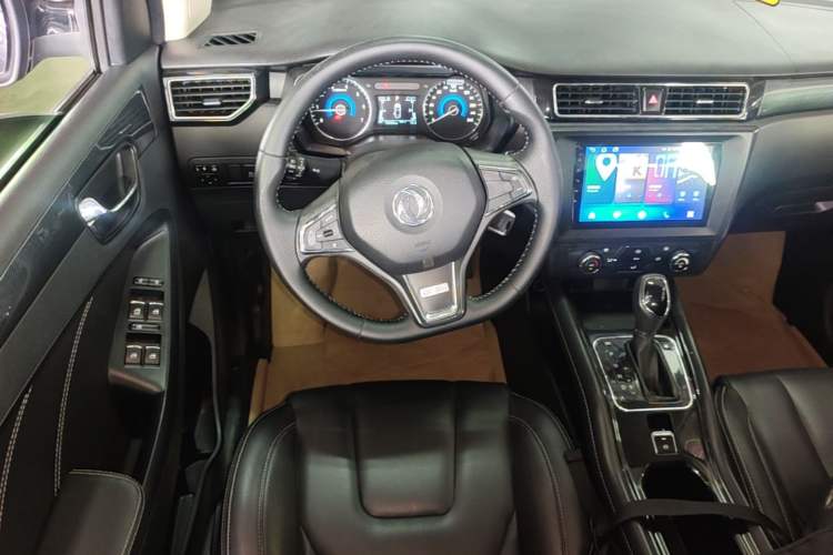 Used Dongfeng Fengon 580 2016 Revised Version 1.5T CVT Comfort Edition Steering Wheel