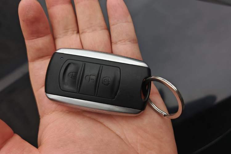 Used Dongfeng Fengon 580 2016 1.5T CVT Luxury Model Vehicle Key