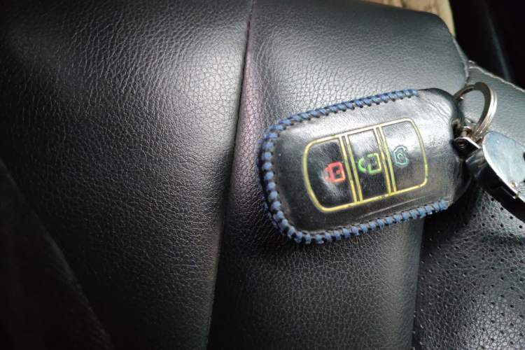 Used Dongfeng Fengon 580 2016 1.5T Manual Luxury Edition Vehicle Key