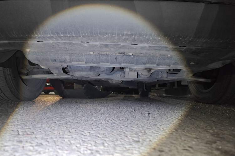Used Dongfeng Fengon 580 2016 1.8L Manual Comfort Model Chassis Front