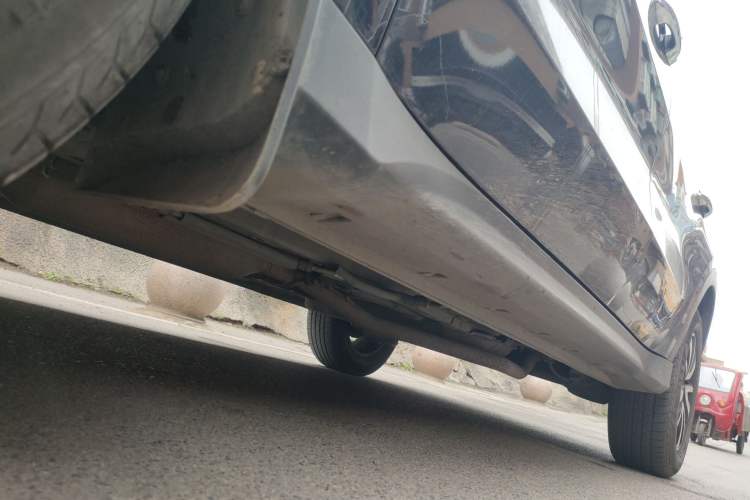 Used Dongfeng Fengon 580 2016 1.5T Manual Luxury Edition Chassis Front Left