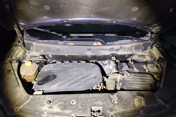 Used Dongfeng Fengon 580 2016 1.5T Manual Luxury Edition Engine Bay