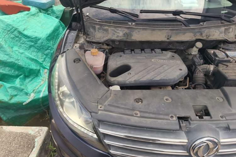 Used Dongfeng Fengon 580 2016 1.5T CVT Comfort Model Engine Bay Right